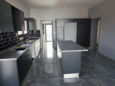 GİRNE ACAPULCO HOTEL BÖLGESİNDE SATILIK 4+1 DENİZ VE DAĞ MANZARALI VİLLA-8