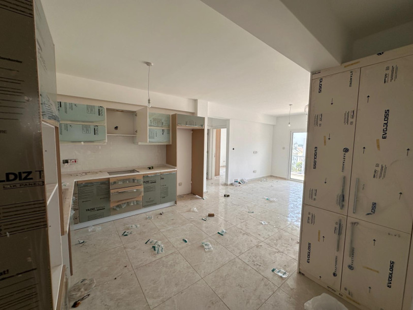 GİRNE/ALSANCAK ATAKARA MARKET BÖLGESİNDE SATILIK 2+1 DAİRELER-5