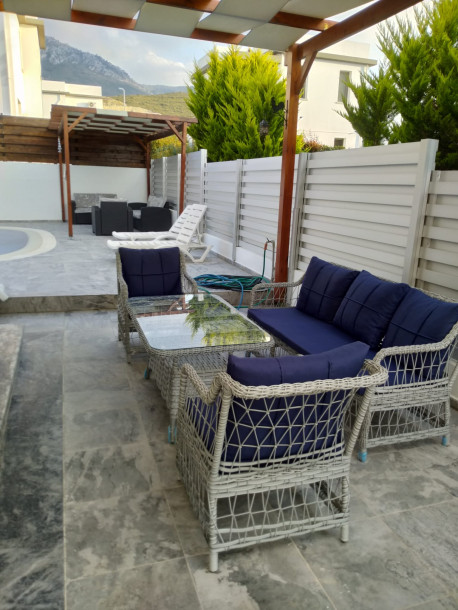 GİRNE/ALSANCAK ESCAPE PALJI BÖLGESİNDE KİRALIK 4+1 HAVUZLU VİLLA-4
