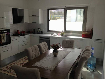 GİRNE/ALSANCAK ESCAPE PALJI BÖLGESİNDE KİRALIK 4+1 HAVUZLU VİLLA-7