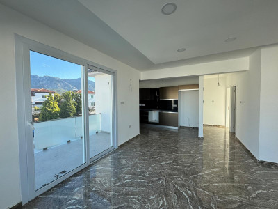 GİRNE/ALSANCAKTA 2+1 SATILIK SIFIR DAİRE-8
