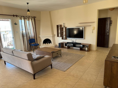 GİRNE/ALSANCAK ATAKARA MARKET BÖLGESİNDE HAVUZLU SİTEDE SATILIK 3+1 FUL EŞYALI DAİRE-6