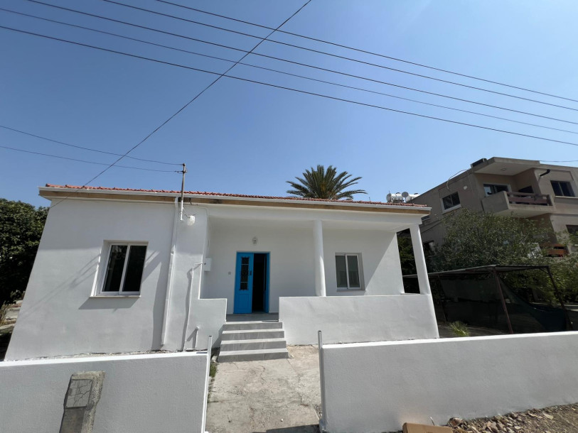 LEFKOŞA/ DEREBOYU BÖLGESİNDE KİRALIK 3+1 MÜSTAKİL BAHÇELİ EV-1