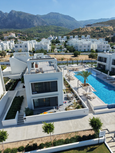 GİRNE ALSANCAK’TA EN PRESTİJLİ SİTELERİNDEN BİRİNDE 2+1 SATILIK DAİRE