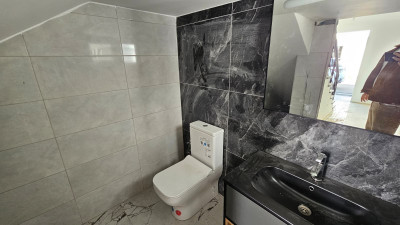 GİRNE/ALSANCAK DENİZ KIZI BÖLGESİNDE SATILIK 3+1 VİLLA-11