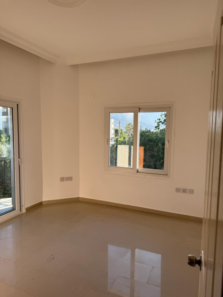 GİRNE/ALSANCAK 3+1 SATILIK DAİRE-9