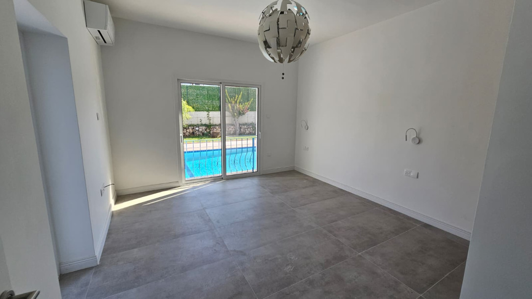 GİRNE ALSANCAK (DENİZKIZI BÖLGESİ) SATILIK BAHÇELİ 3+1 DAİRE-8