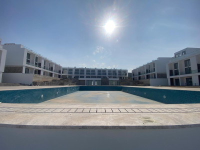 GİRNE BAHÇELİ’DE SATILIK DENİZ MANZARALI 1+1 LOFT DAİRE (C’EST LA VIE)-2