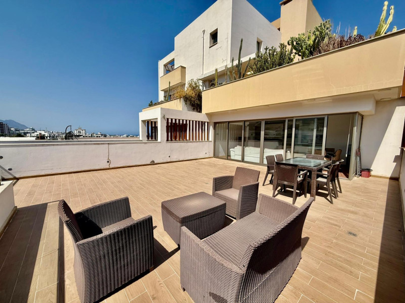 GİRNE MERKEZ'DE BARIŞ PARK BÖLGESİNDE 2+1 PENTHOUSE-16