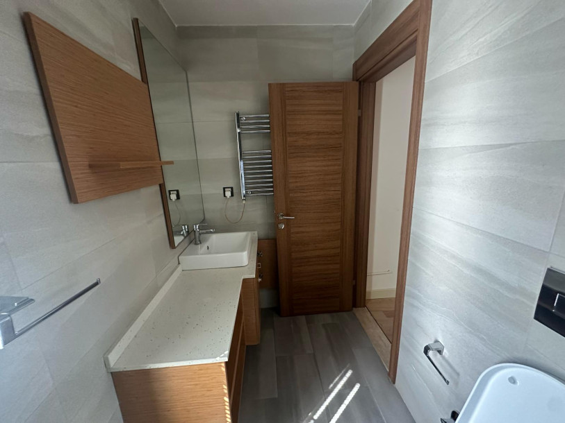 GİRNE/BELLAPAİS'TE KİRALIK 4+1 EŞYALI GENİŞ BAHÇELİ VİLLA-15