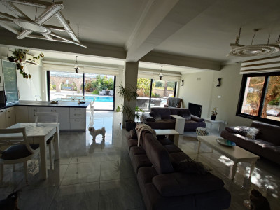 GİRNE BELLAPAİS KİRALIK LÜKS 4+1 VİLLA-3