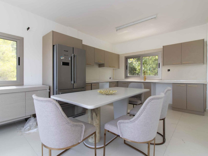 GİRNE/BELLAPAİS'TE SATILIK 3+1 ÖZEL HAVUZLU VİLLA-6