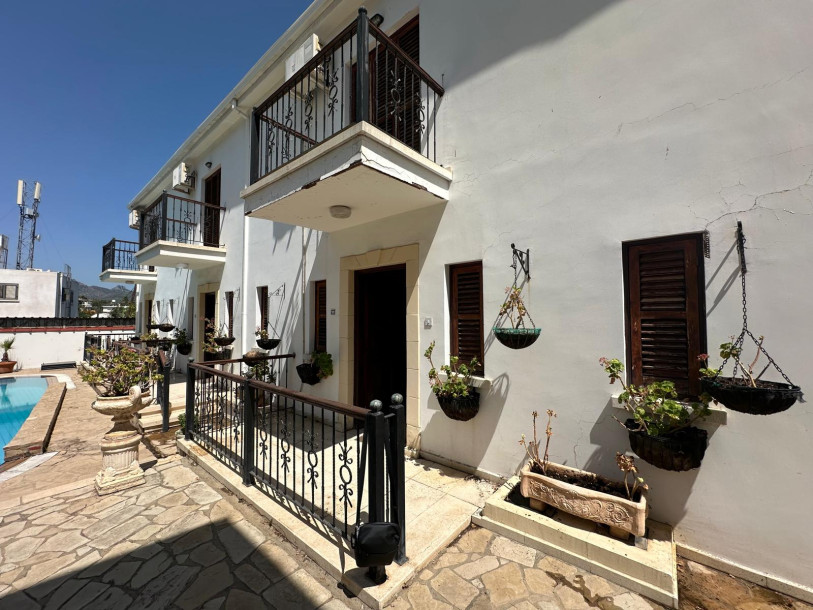 GİRNE/BELLAPAİS'TE SATILIK MUHTEŞEM BUTİK OTEL-9