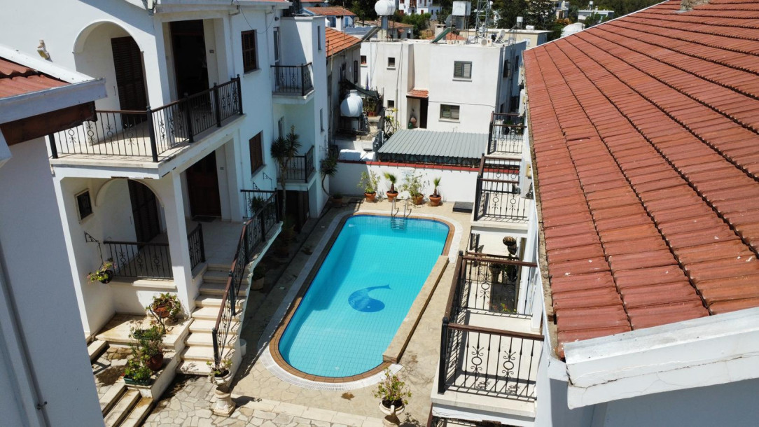 GİRNE/BELLAPAİS'TE SATILIK MUHTEŞEM BUTİK OTEL-1