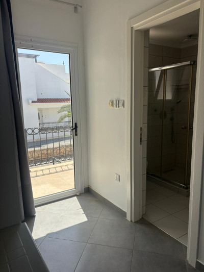 GİRNE/ESENTEPEDE SATILIK 1+1 DENİZE SIFIR DAİRE-5