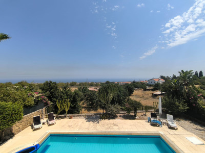 GİRNE/ÇATALKÖY'DE SATILIK ÖZEL HAVUZLU 3+1 VİLLA-8