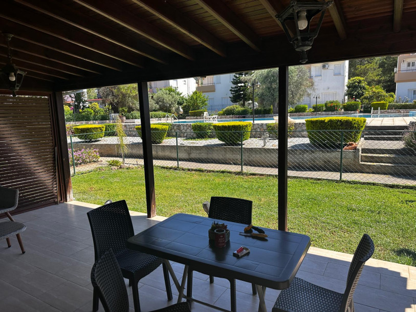 GİRNE/EDREMİT HASAN UZUN BÖLGESİNDE SATILIK 4+1 VİLLA | HAVUZLU SİTE-21