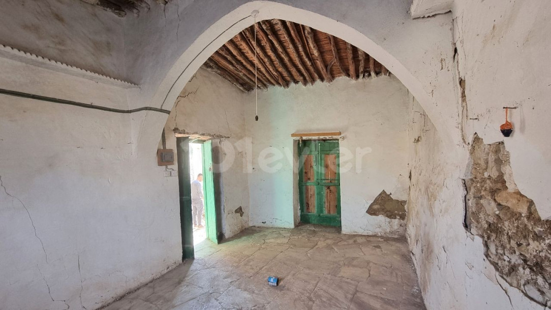 İSKELE/ERGÂZİ KÖYÜ’NDE SATILIK KÖY EVİ-16