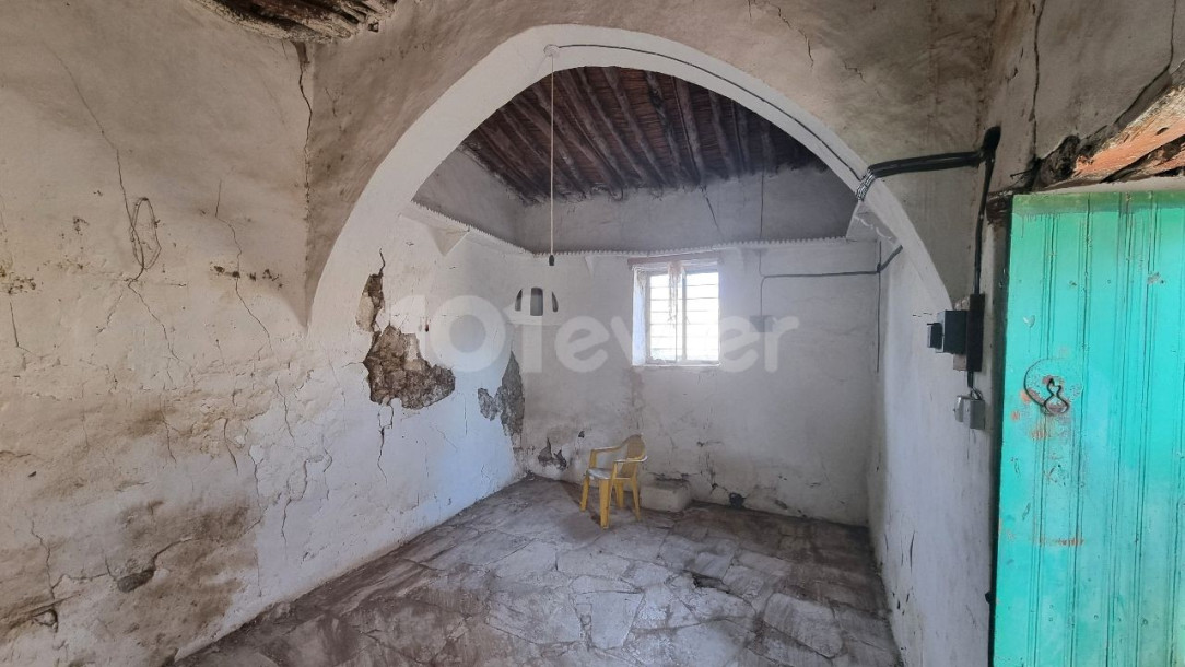 İSKELE/ERGÂZİ KÖYÜ’NDE SATILIK KÖY EVİ-13