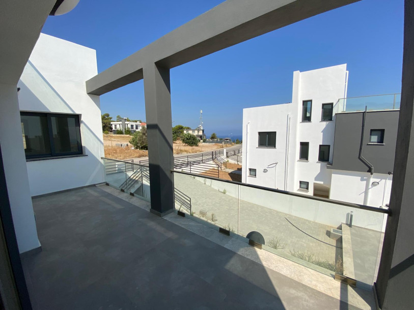 GİRNE ESENTEPE – CASA DEL MARE YANI SATILIK ÖZEL HAVUZLU MÜSTAKİL VİLLALAR | 4+1-34