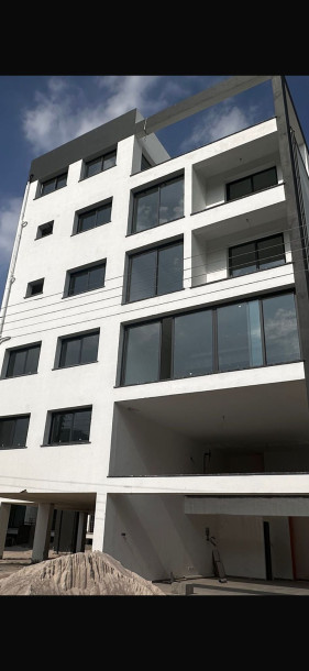 GİRNE PASSUCCI BÖLGESİNDE KOMPLE KİRALIK BİNA-1