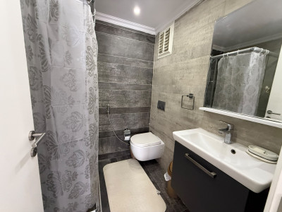 GİRNE MERKEZ –TÜRK KOÇANLI HAVUZLU SİTE İÇERİSİNDE SATILIK 3+1 DAİRE