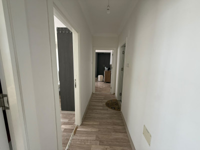 GİRNE MERKEZ –TÜRK KOÇANLI HAVUZLU SİTE İÇERİSİNDE SATILIK 3+1 DAİRE