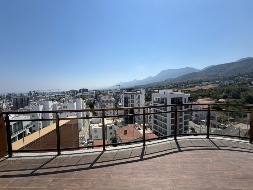 GİRNE MERKEZ SİTE İÇERİSİNDE KİRALIK 3+1 LOFT PENTHOUSE-11