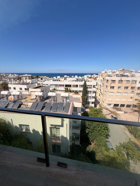 GİRNE MERKEZ’DE SATILIK 4+1 DAİRE-24