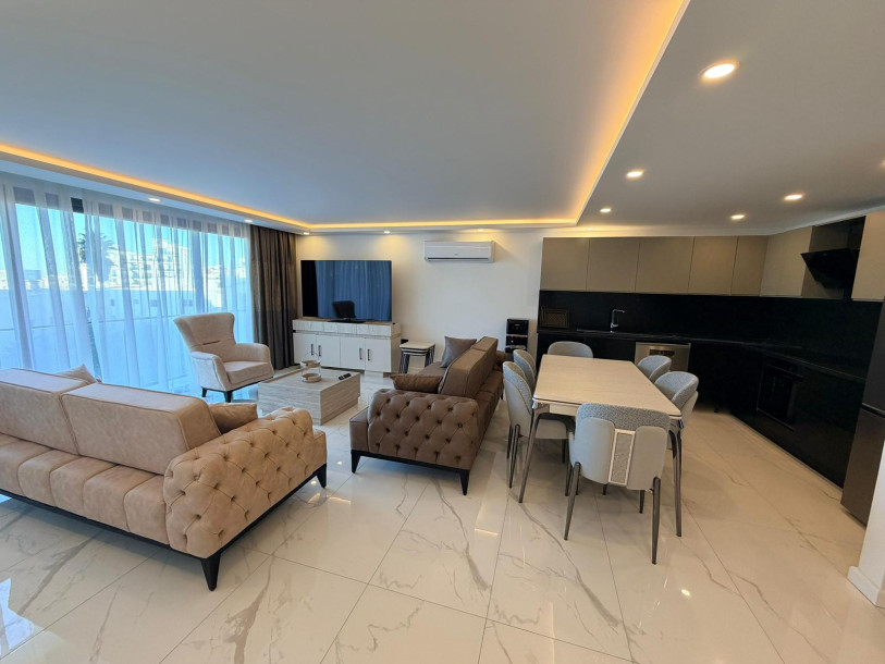 GİRNE YUKARI GİRNE’DE KİRALIK LÜKS SİTEDE 2+1 DAİRE-1