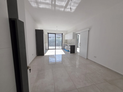 LEFKOŞA/GÖNYELİ’DE SATILIK 2+1 DAİRE – TÜRK TAPULU-7