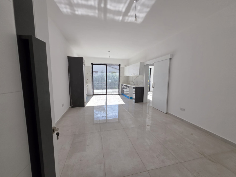 LEFKOŞA/GÖNYELİ’DE SATILIK 2+1 DAİRE – TÜRK TAPULU-6