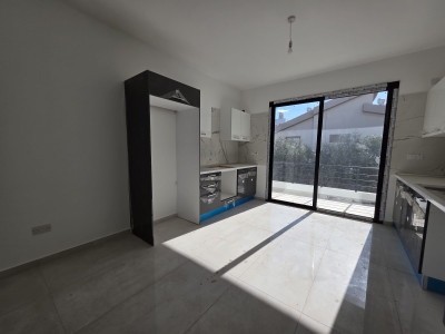 LEFKOŞA/GÖNYELİ’DE SATILIK 2+1 DAİRE – TÜRK TAPULU-8