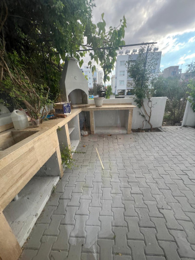 LEFKOŞA GÖNYELİ – TÜRK KOÇANLI SATILIK 350 m² TRIPLEX VİLLA-22