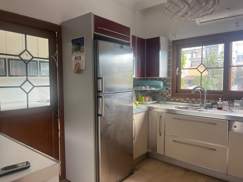 LEFKOŞA GÖNYELİ – TÜRK KOÇANLI SATILIK 350 m² TRIPLEX VİLLA-10
