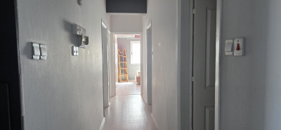 LEFKOŞA GÖNYELİ’DE KİRALIK 3+1 DAİRE FULL EŞYALI • GENİŞ VE FERAH • 130 M²-11