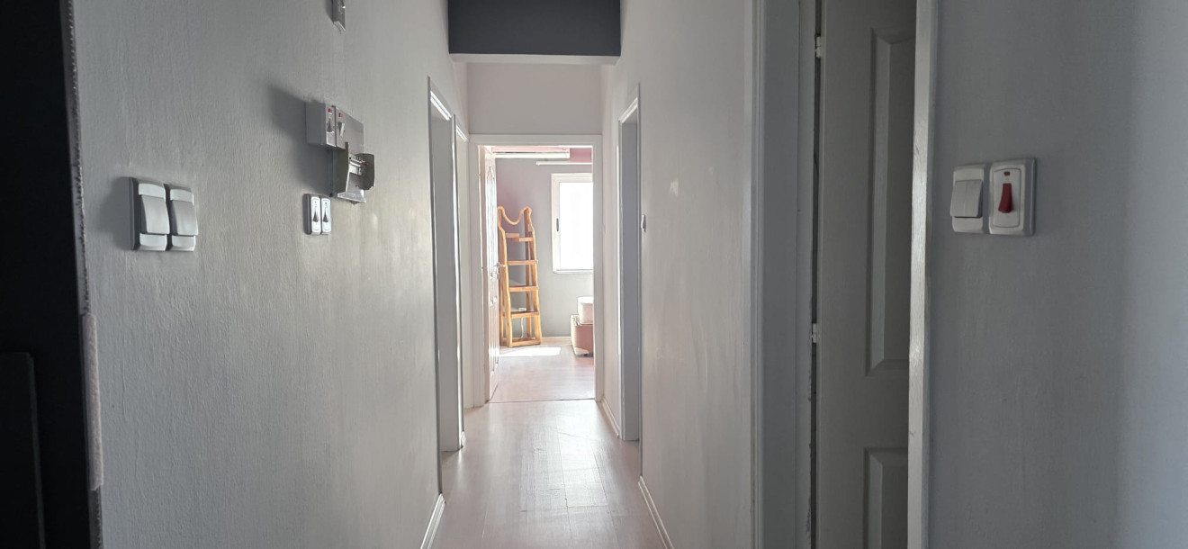 LEFKOŞA GÖNYELİ’DE KİRALIK 3+1 DAİRE FULL EŞYALI • GENİŞ VE FERAH • 130 M²-11