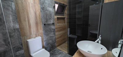 LEFKOŞA GÖNYELİ’DE KİRALIK 3+1 DAİRE FULL EŞYALI • GENİŞ VE FERAH • 130 M²-22