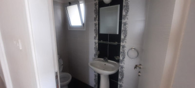 LEFKOŞA/GÖNYELİ'DE EŞYALI 3+1 KİRALIK DAİRE-10