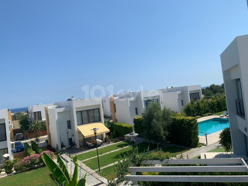GİRNE/KARAOĞLANOĞLU – HAVUZLU SİTEDE KİRALIK 2+1 DAİRE-14