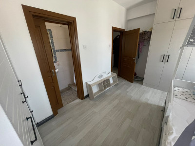 GİRNE KARMI – ÖZEL HAVUZLU, FULL EŞYALI KİRALIK 3+1 MÜSTAKİL VİLLA-13