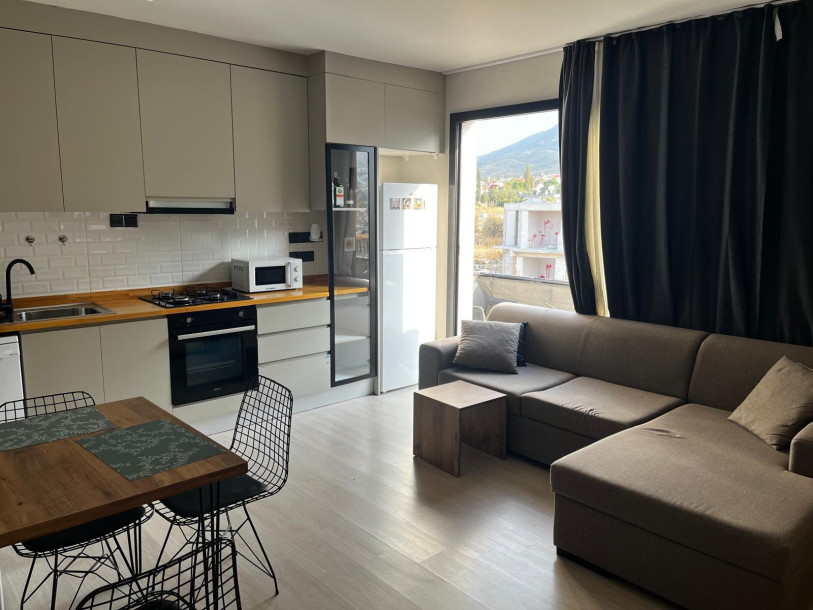 GİRNE/LAPTA’DA SATILIK YENİ 1+1 DAİRE-1