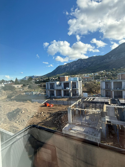 GİRNE/LAPTA’DA SATILIK YENİ 1+1 DAİRE-12