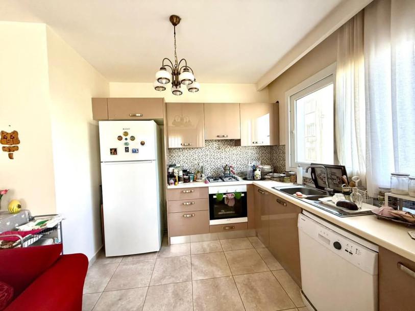 GİRNE MERKEZ 2+1 SATILIK DAİRE-2