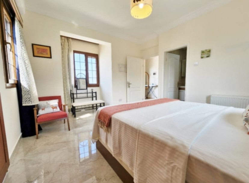 GİRNE / ÇATALKÖY’DE DENİZ MANZARALI KİRALIK 3+1 LÜKS VİLLA-22