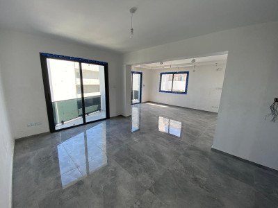 GİRNE MERKEZDE TÜRK KOÇANLI SATILIK 3+1 PENTHOUSE DAİRE