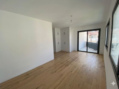 GİRNE MERKEZDE TÜRK KOÇANLI SATILIK 3+1 PENTHOUSE DAİRE