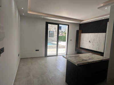 GİRNE LAPTA’DA SATILIK SIFIR 2+1 LÜKS DAİRE-7