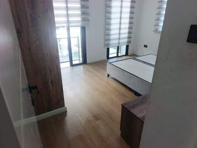 GİRNE LAPTA SATILIK 2+1 DAİRE – HAVUZLU SİTE İÇERİSİNDE-7