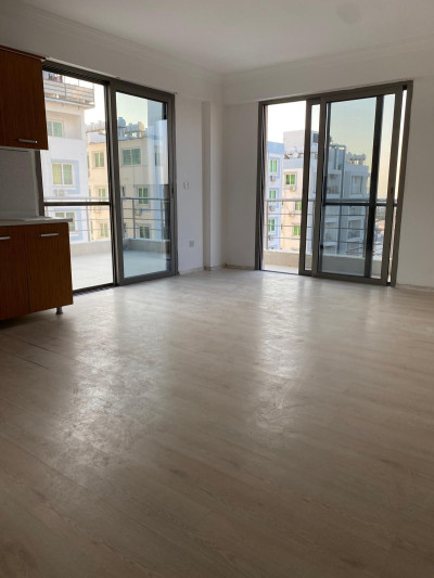 LEFKE/ GEMİKONAĞI – SATILIK DENİZ MANZARALI 2+1 PENTHOUSE DAİRE-4
